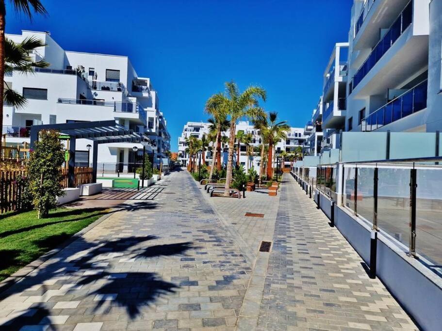 Pushe Playa Granada & Golf 23 * Motril